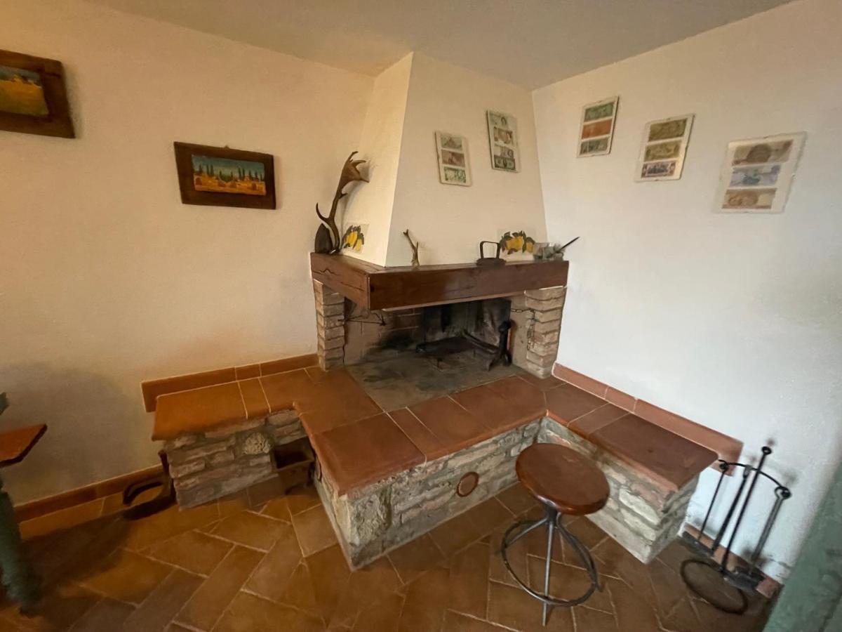 Il Rifugio Nelle Crete Apartment Vescona Ngoại thất bức ảnh